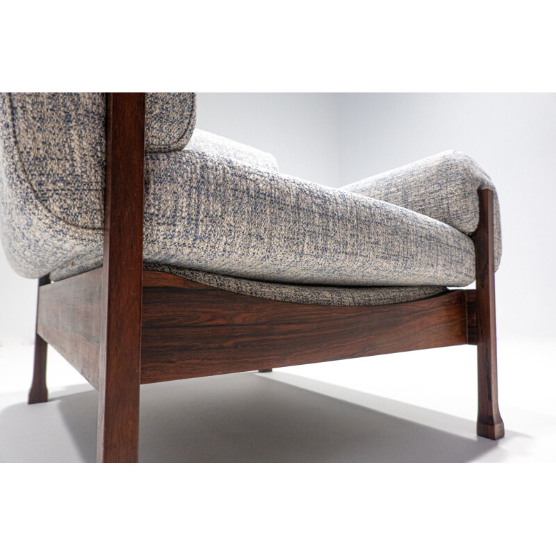 Paire de fauteuils italiens vintage en bois et tissu