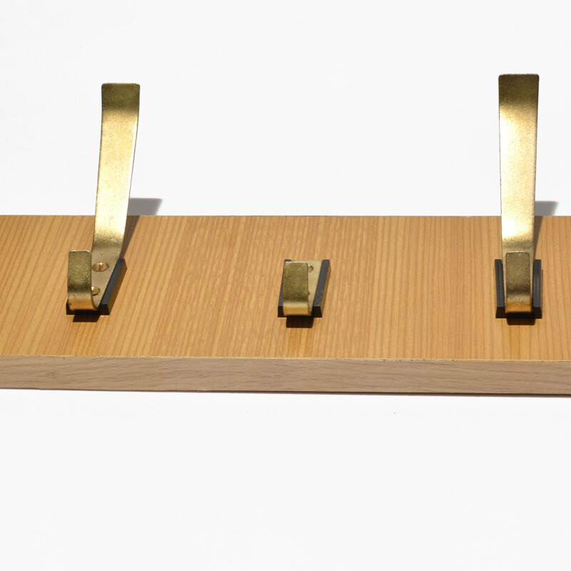 Vintage wall coat rack by Hersteller Veb Deutsche Werkstotten Hellerau, Germany 1970s