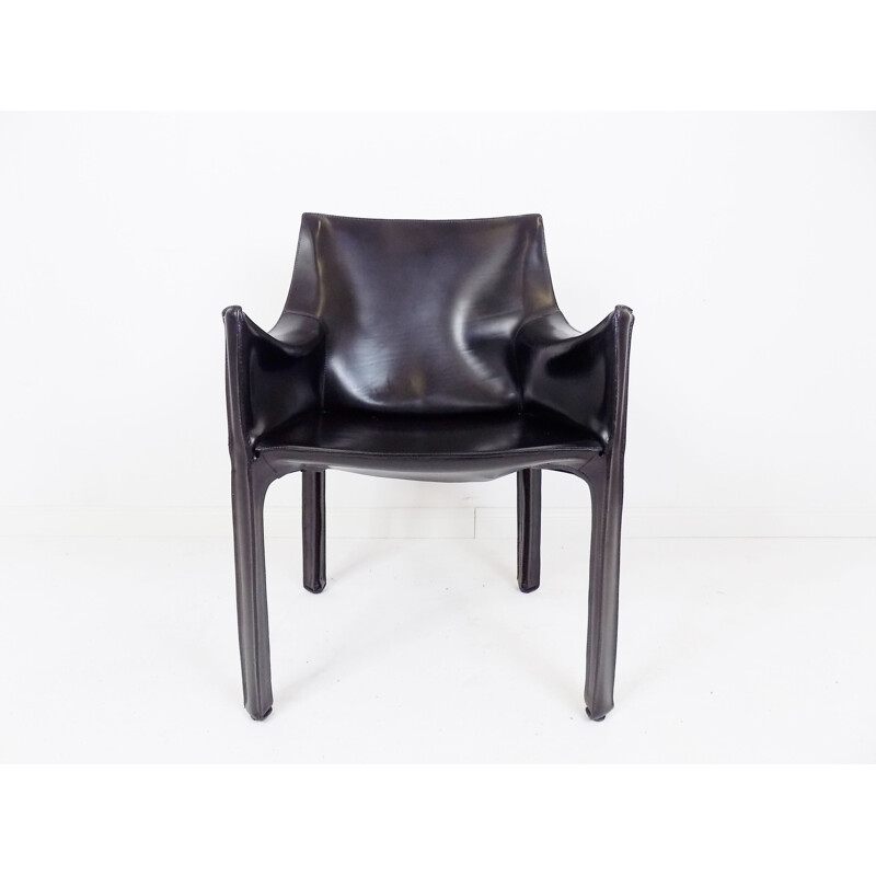 Poltrona vintage Cassina in pelle nera di Mario Bellini