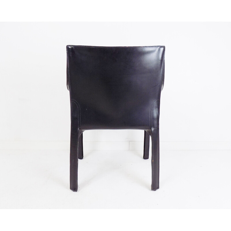 Fauteuil vintage Cassina en cuir noir par Mario Bellini