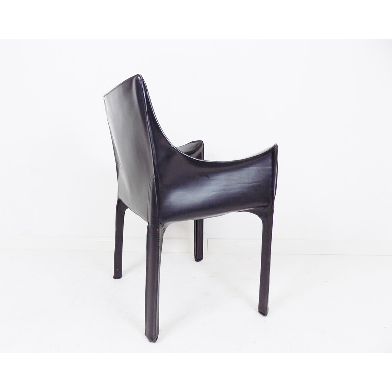 Fauteuil vintage Cassina en cuir noir par Mario Bellini