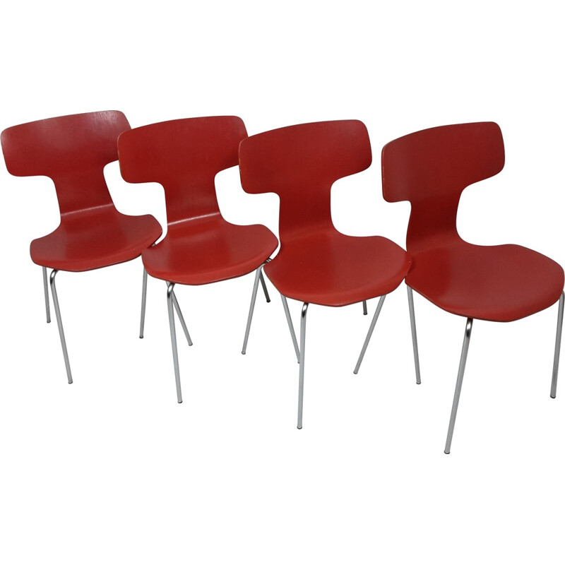 Set of 4 Fritz Hansen dining chairs in red wood, Arne JACOBSEN - 1960s