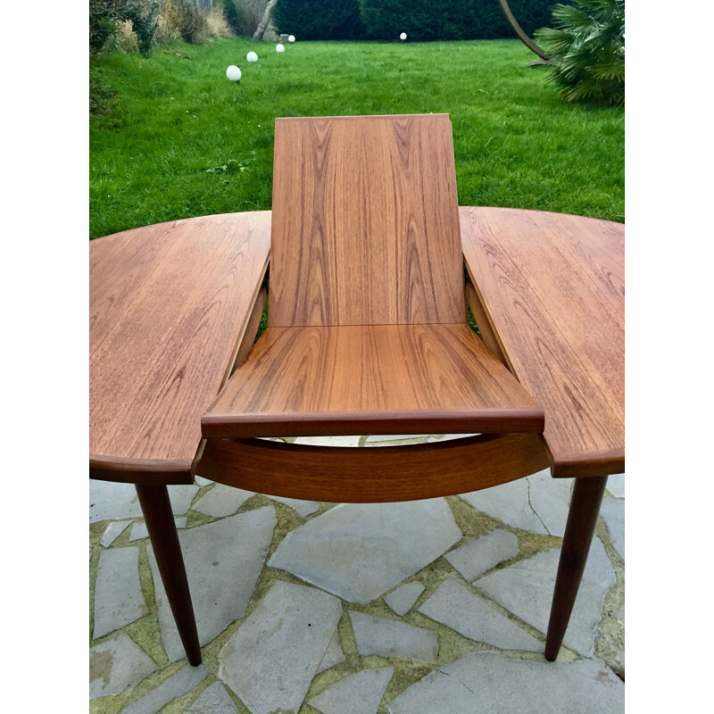 Scandinavian vintage teak table by Victor Wilkins for Gplan, 1960