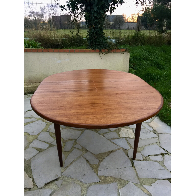 Scandinavian vintage teak table by Victor Wilkins for Gplan, 1960