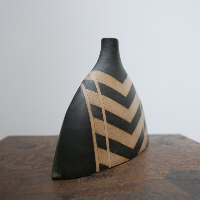 Vase vintage géométrique en céramique, Angleterre 1970