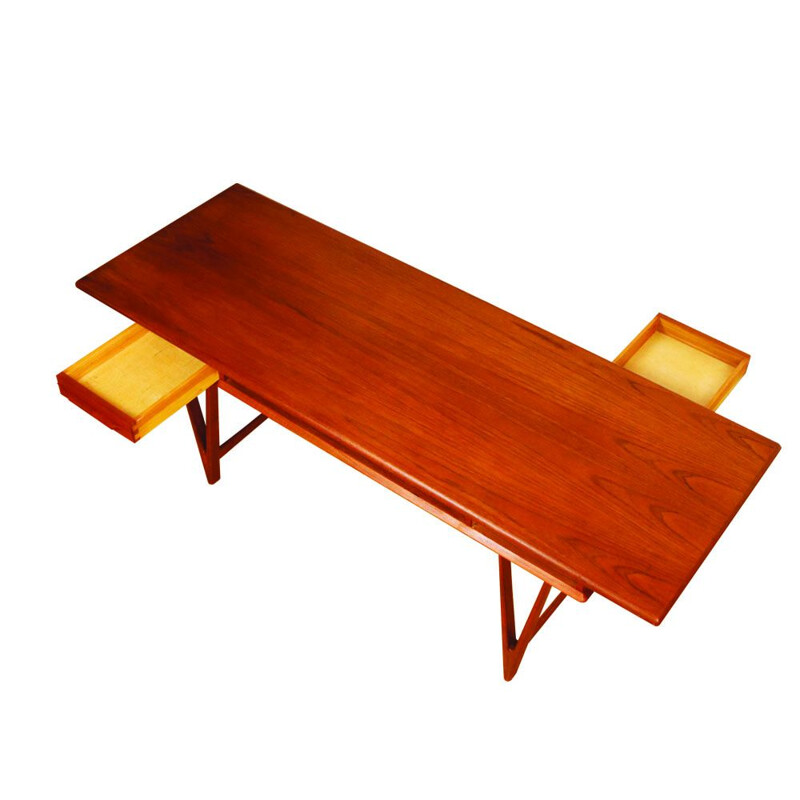 Vintage teak coffee table model 32 by E.W.Bach for Mobelfabrikken Toften, Denmark 1960.