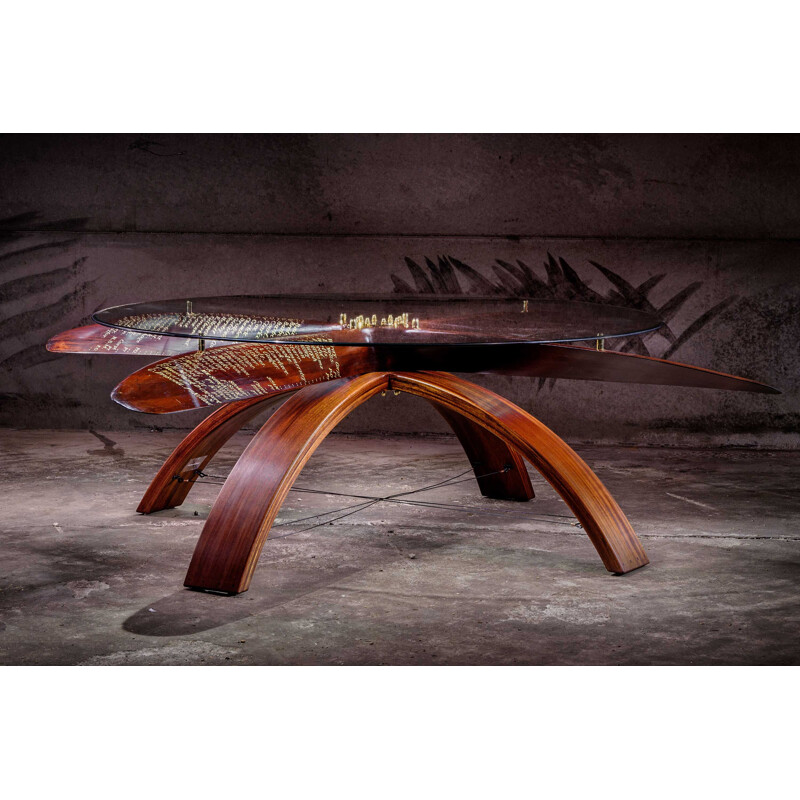 Vintage "Blades Of Glory" propeller table