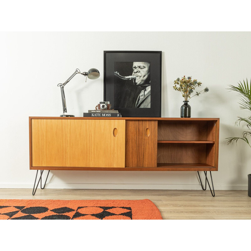 Credenza vintage in noce a due ante scorrevoli di Georg Satink per Wk Möbel, Germania 1950