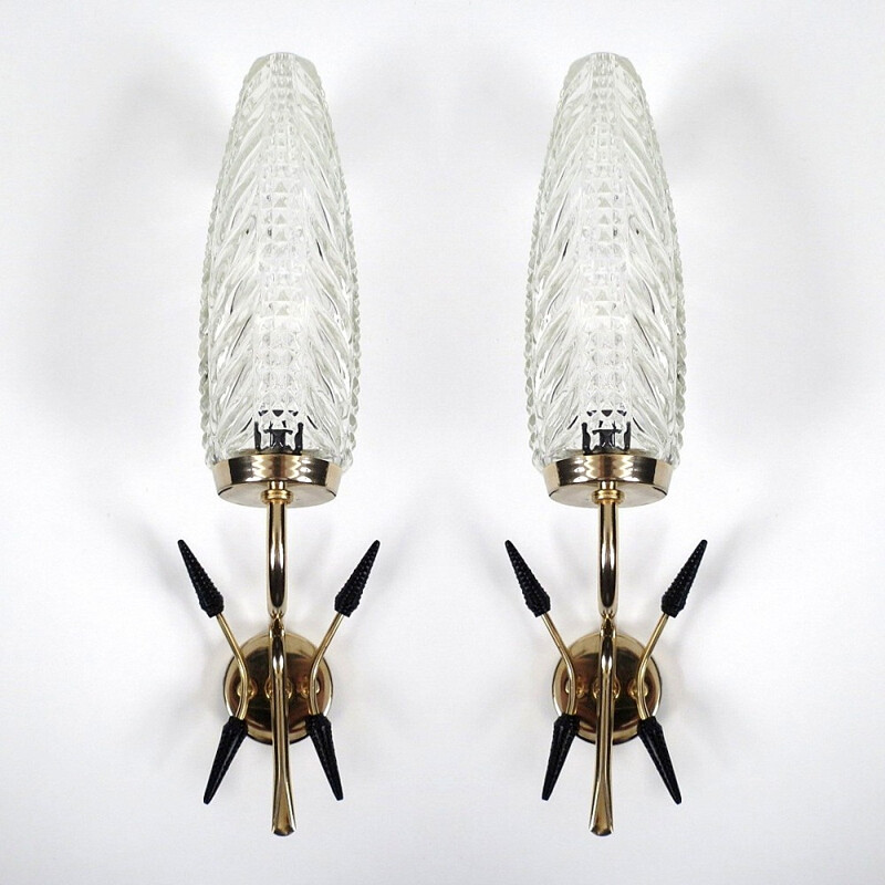 Pair of French wall lights in glass and brass - 1950s