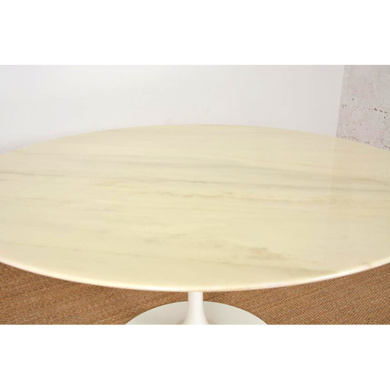 Vintage Carrara marble table by Eero Saarinen for Knoll, 1960