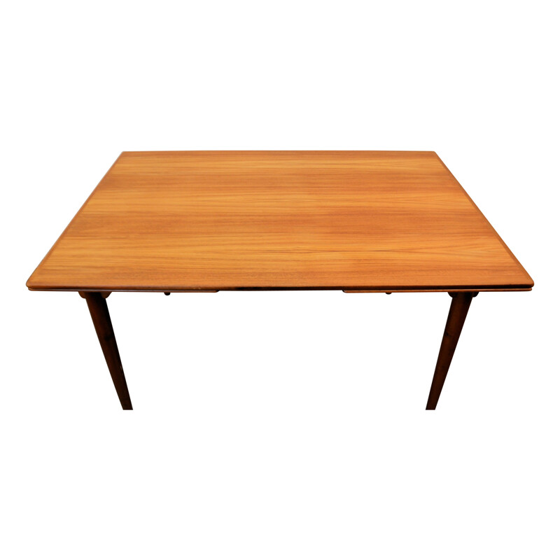 Omann Jun Møbelfabrik extentable dining table in teak, Gunni OMANN - 1960s