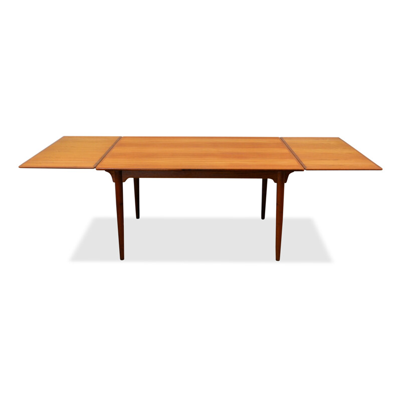 Omann Jun Møbelfabrik extentable dining table in teak, Gunni OMANN - 1960s