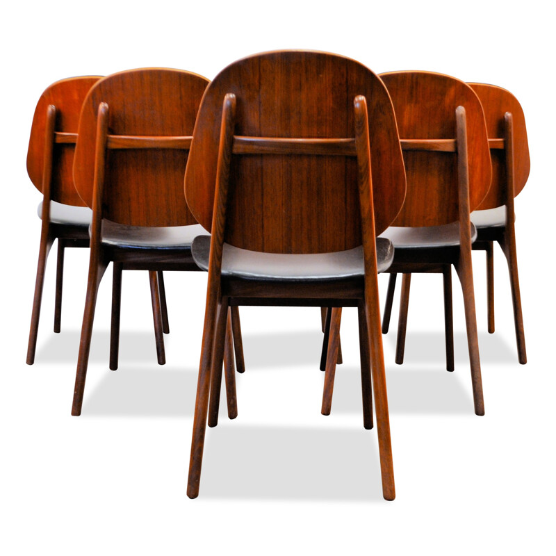 Ensemble de 6 chaises Boltinge en teck et simili cuir noir - 1960