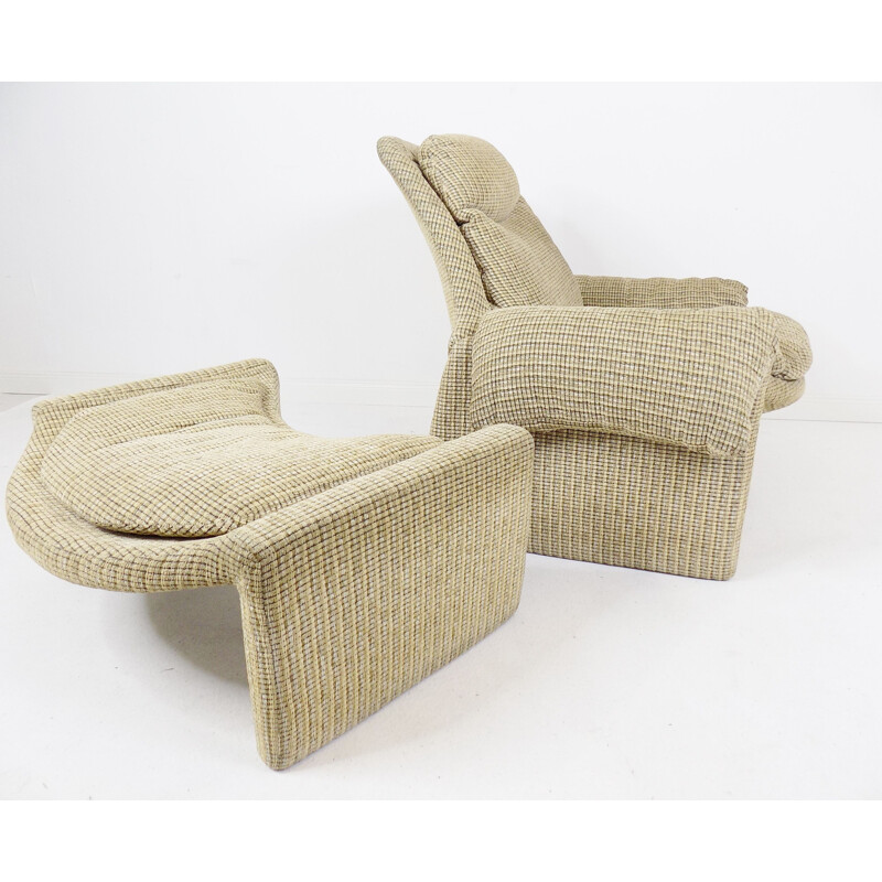 Vintage Saporiti armchair with ottoman by Vittorio Introini, 1960s