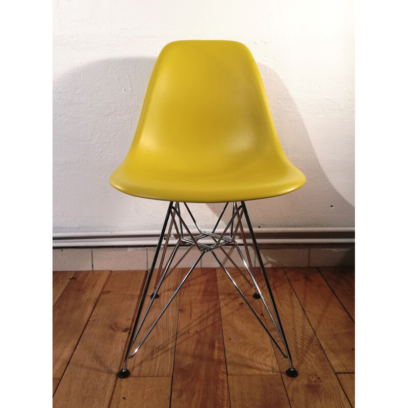 Vintage Dsr chair by Charles & Ray Eames for Vitra