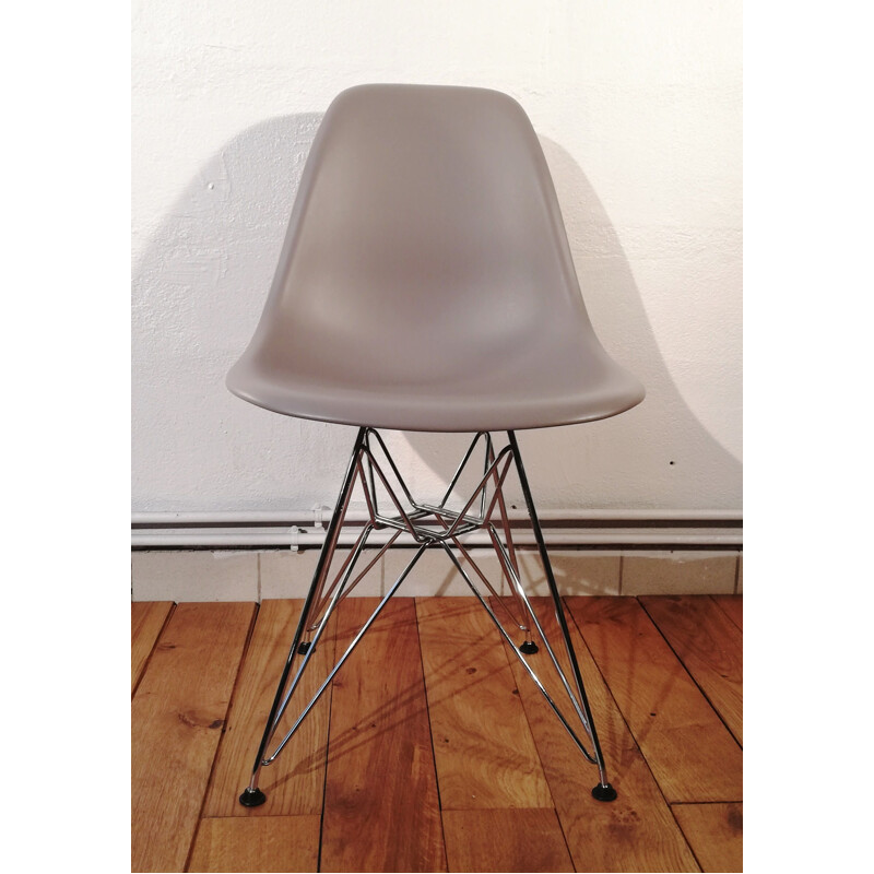 Vintage Dsr chair by Charles & Ray Eames for Vitra