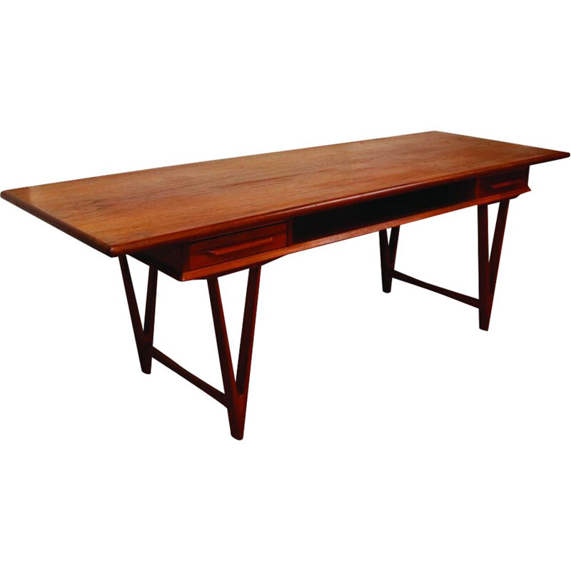 Vintage teakhouten salontafel model 32 van E.W.Bach voor Mobelfabrikken Toften, Denemarken 1960.