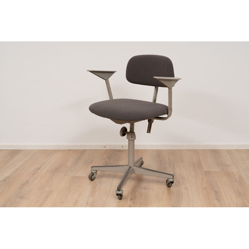 Industrial office chair by Friso Kramer for Ahrend de Cirkel