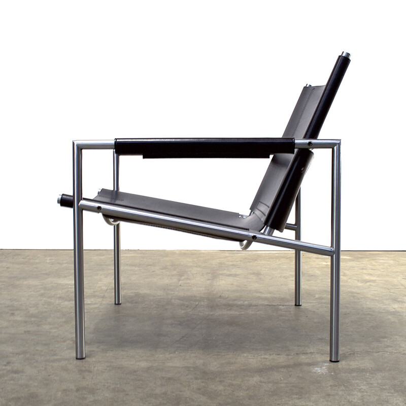 Dutch 't Spectrum "SZ02" armchair in chromed metal and leather, Martin VISSER - 1960s