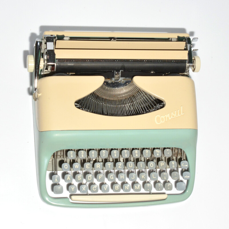 Vintage typewriter Consul, Czechoslovakia 1964