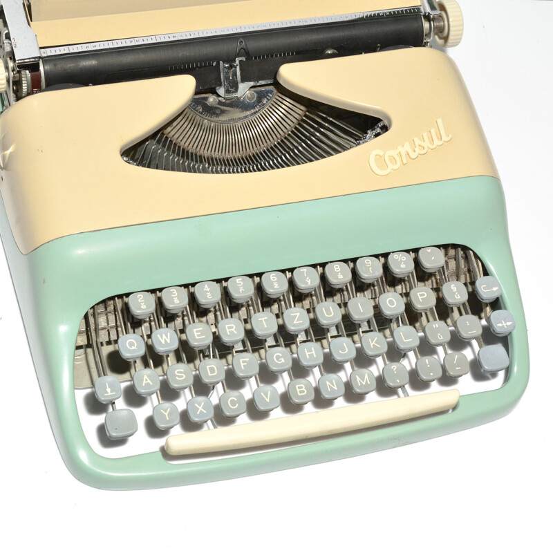 Vintage typewriter Consul, Czechoslovakia 1964