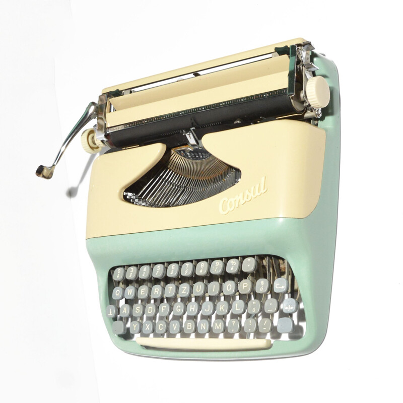 Machine à écrire vintage Consul, Tchécoslovaquie 1964