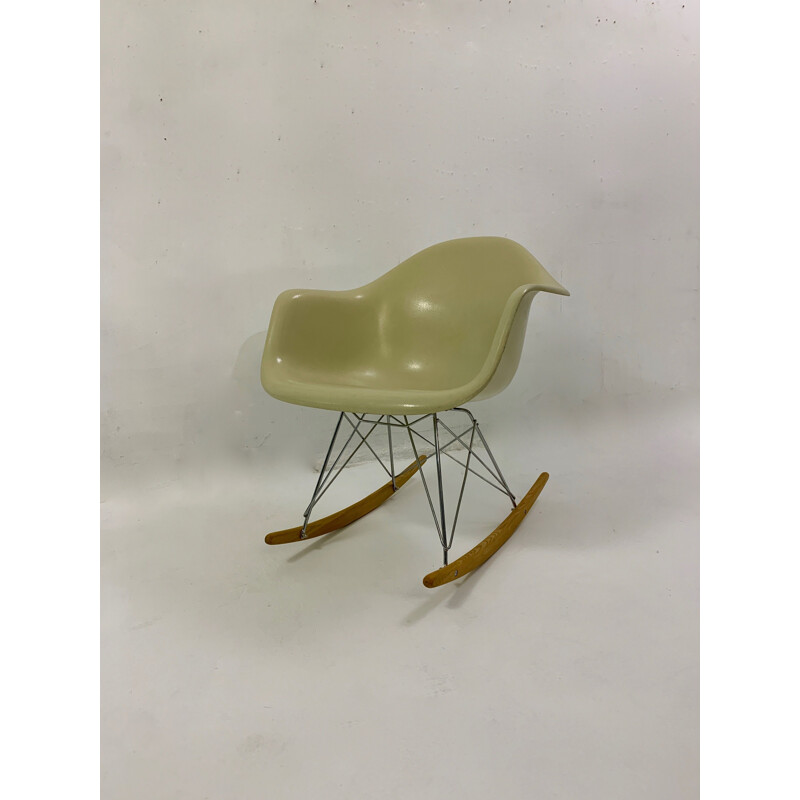 Vintage rocking chair by Charles & Ray Eames for Vitra