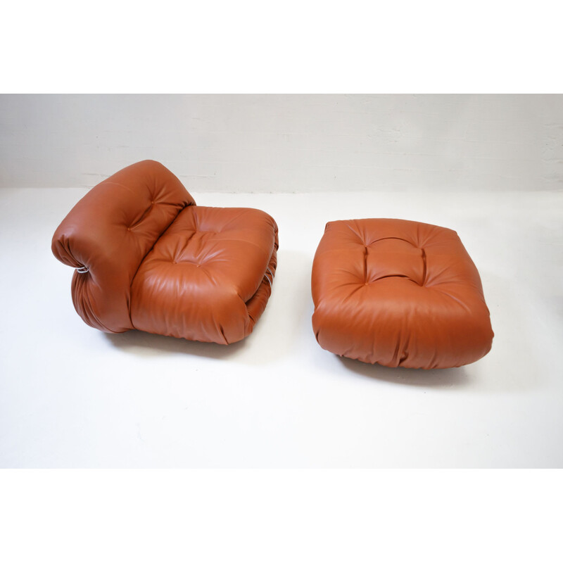 Vintage Soriana cognac leather armchair with ottoman by Afra and Tobia Scarpa for Cassina, 1970