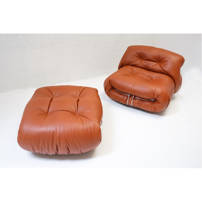 Vintage Soriana cognac leather armchair with ottoman by Afra and Tobia Scarpa for Cassina, 1970