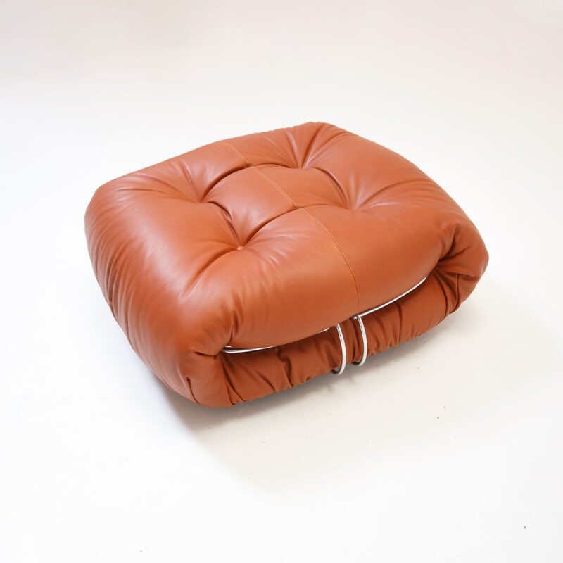 Vintage Soriana cognac leather armchair with ottoman by Afra and Tobia Scarpa for Cassina, 1970