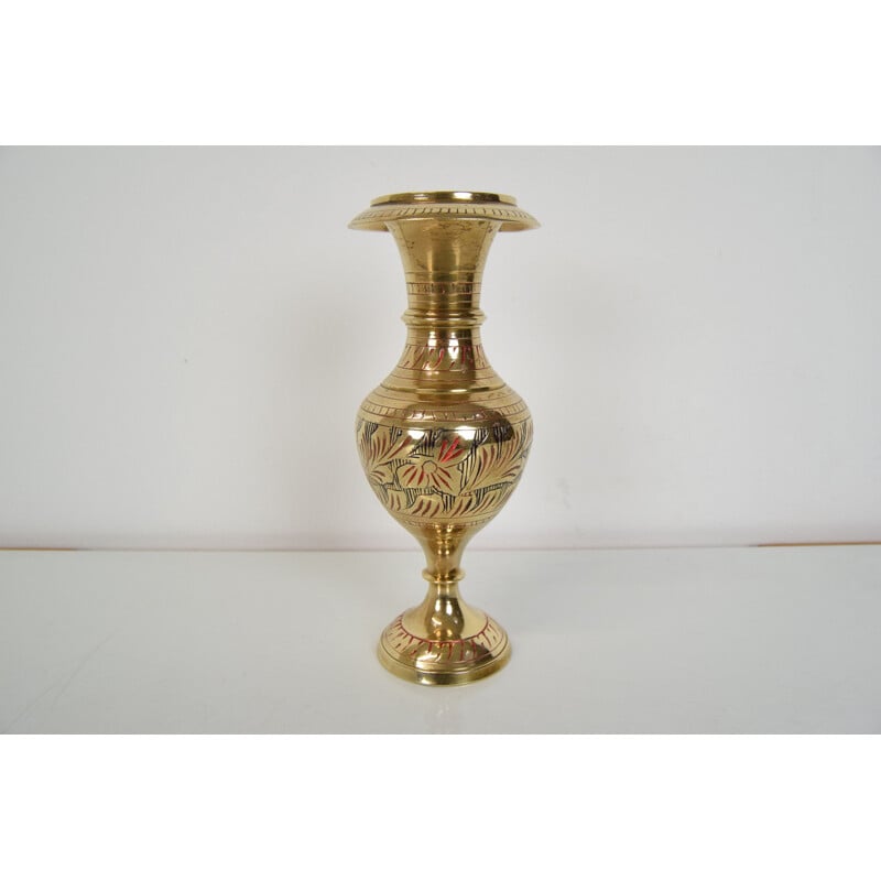 Mid-century brass vase, India 1960s