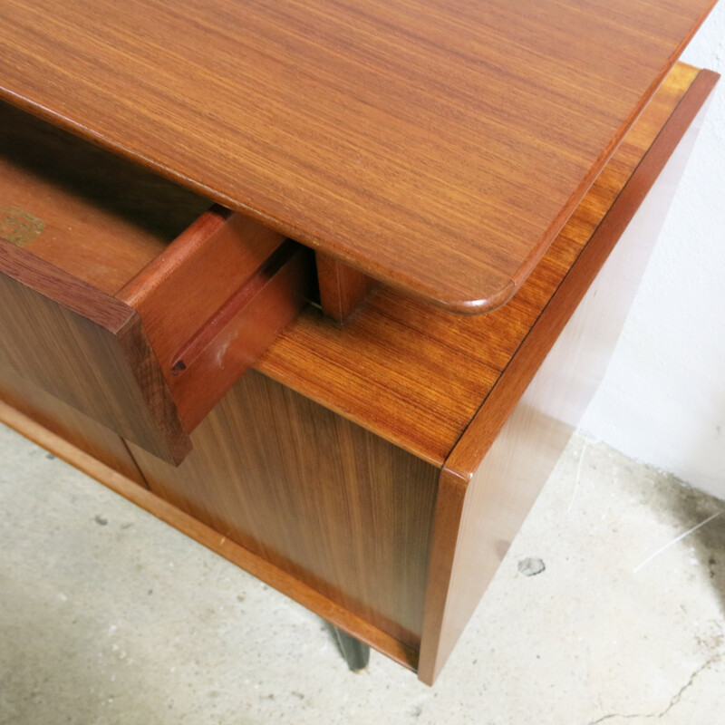 Credenza vintage in tola su gambe da ebanista di E Gomme per G-Plan, Regno Unito 1950