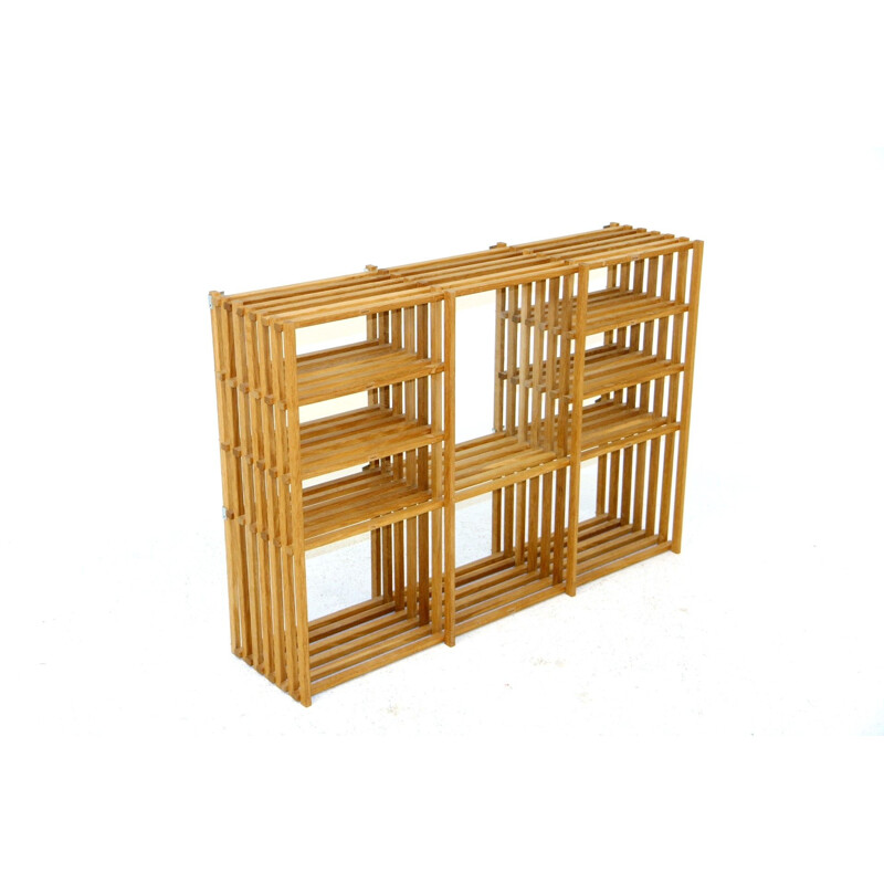 Vintage oakwood bookcase by Thorvald Lissau, Denmark 1970