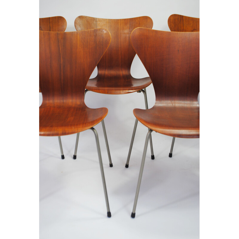 Set of 5 vintage 7-series teak chairs by Arne Jacobsen for Fritz Hansen, 1950s