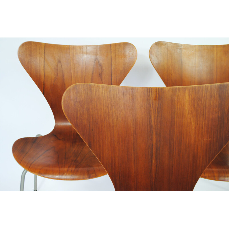 Set aus 5 Vintage-Stühlen der Serie 7 aus Teakholz von Arne Jacobsen für Fritz Hansen, 1950