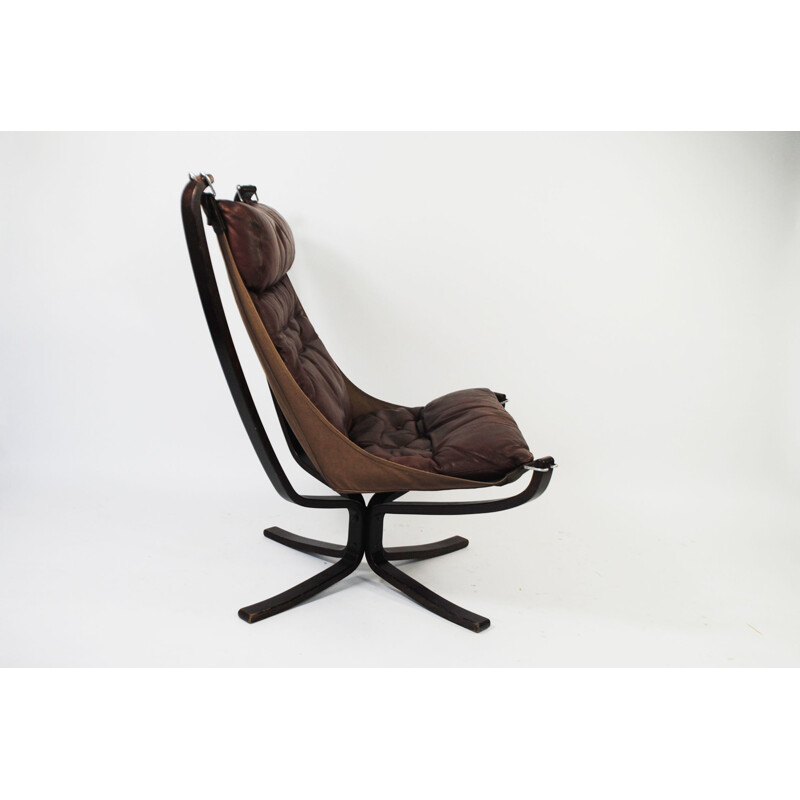 Vintage brown leather Falcon armchair by Sigurd Resell, 1970s