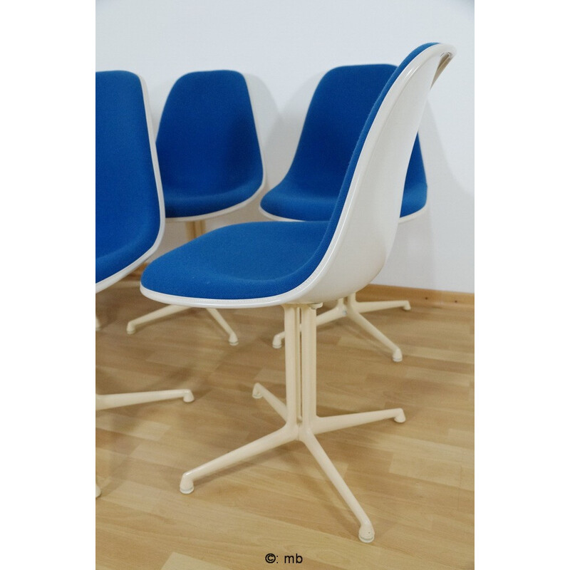 Blue La Fonda side chair in fiber glass and fabric, Charles & Ray EAMES - 1970s