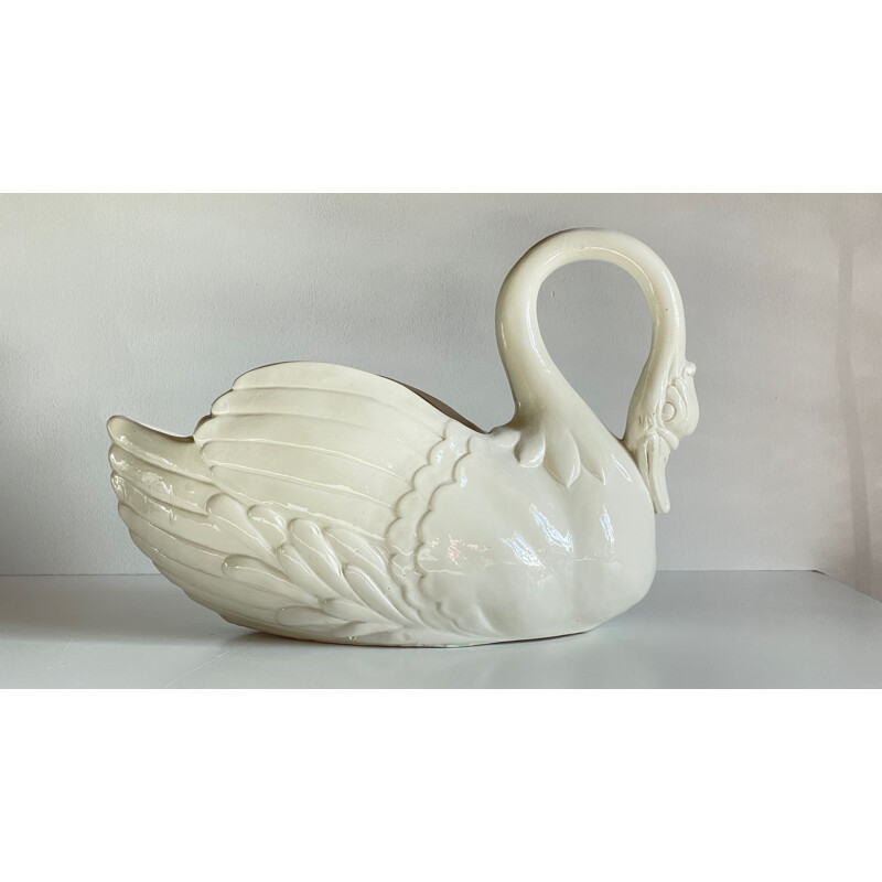 Vintage swan pot in ceramic