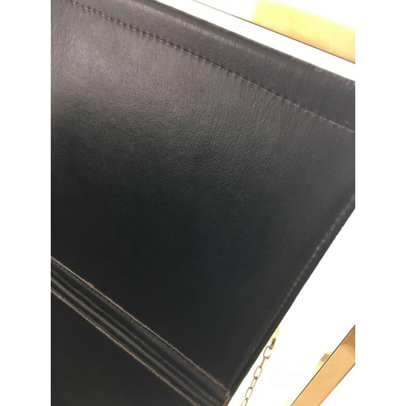 Porte-revue en laiton et simili cuir noir - 1950