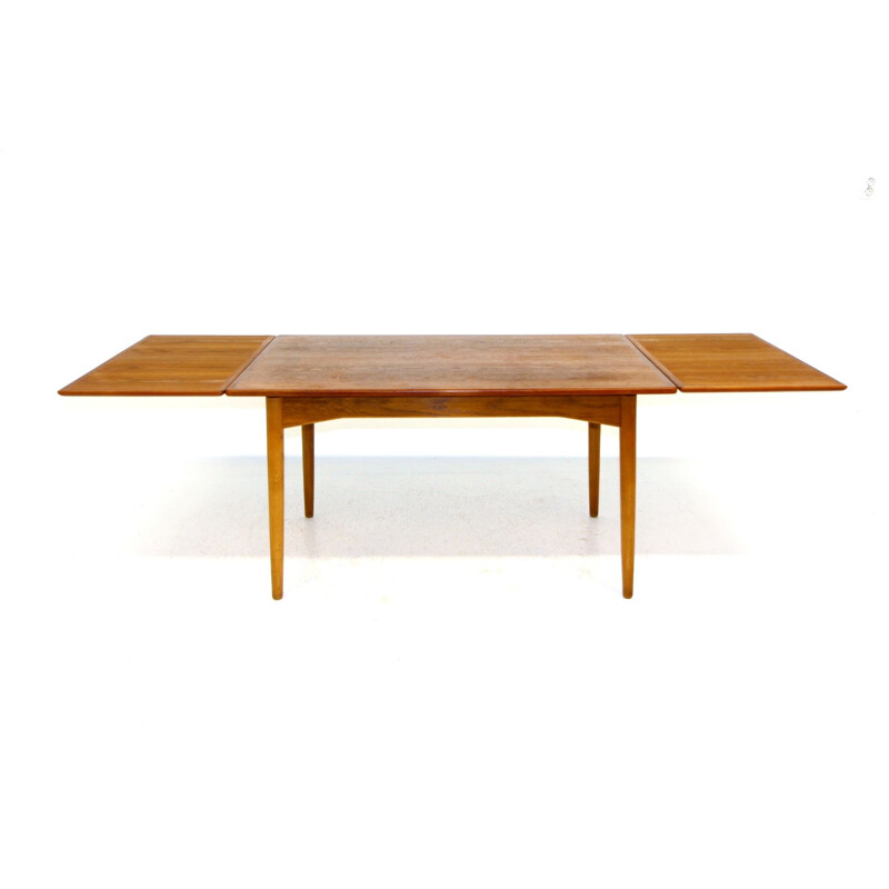 Vintage teak table by Omann Jun, Denmark 1950