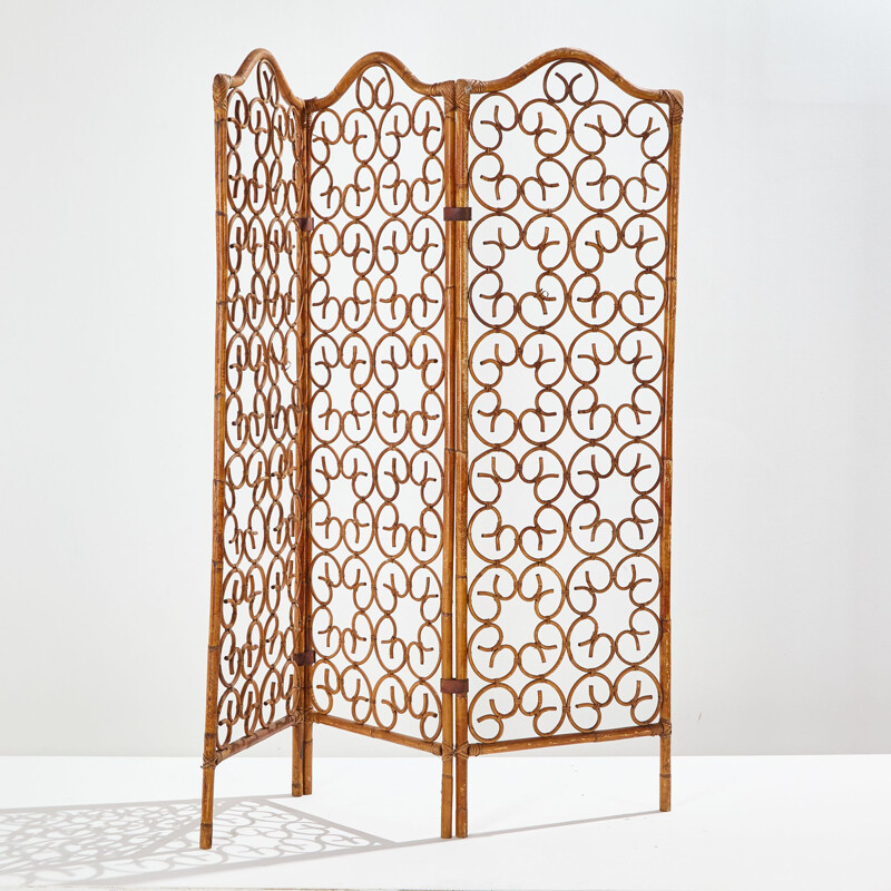 Bamboo vintage partition