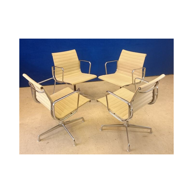 Set of 4 "EA108" armchairs, Charles et Ray EAMES - 1970s