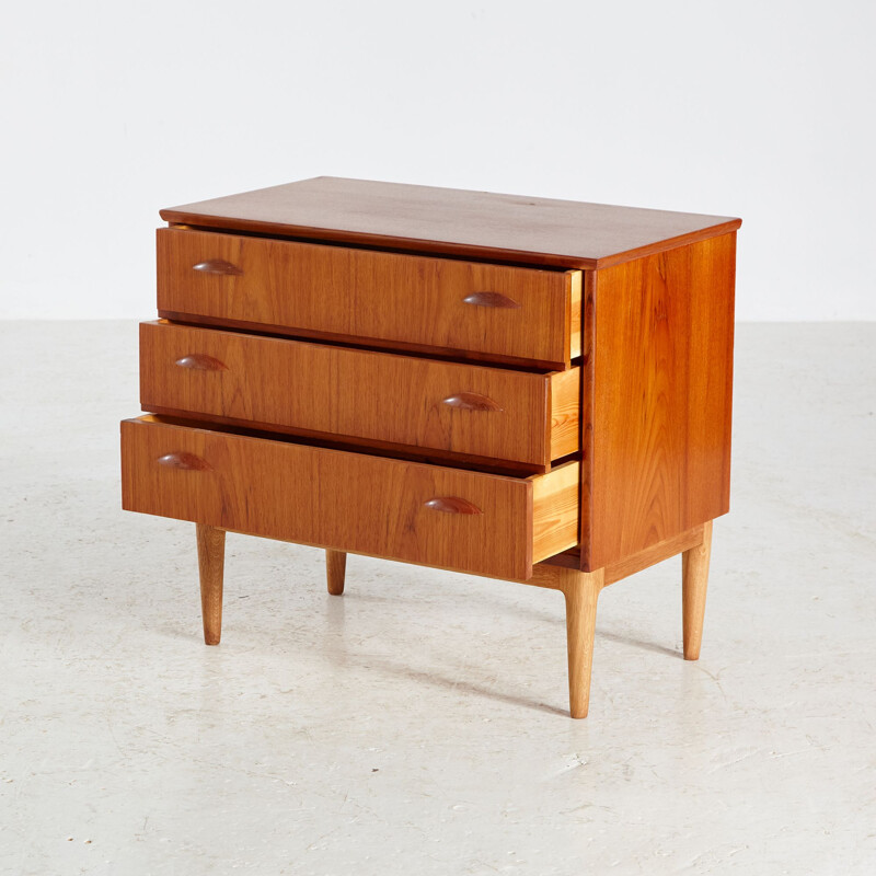 Vintage teak chest of drawers