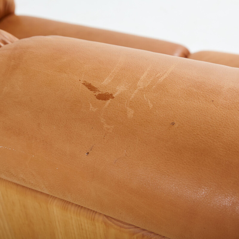 Vintage two-seater leather sofa for Silkeborg, Denmark