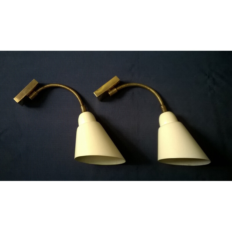 Pair of Italian Arteluce wall lamps in brass, Gino SARFATTI - 1950s