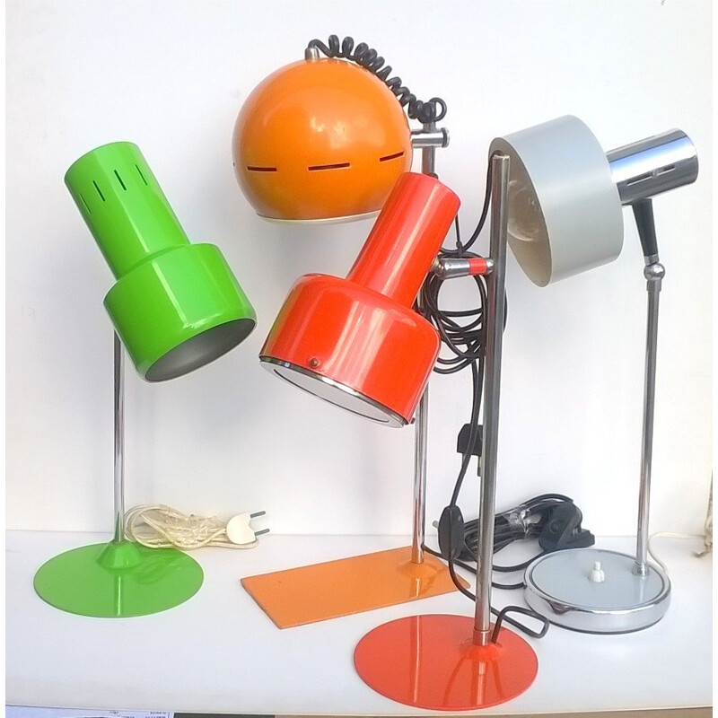 Ensemble de lampes de table en aluminium laqué multicolore - 1960