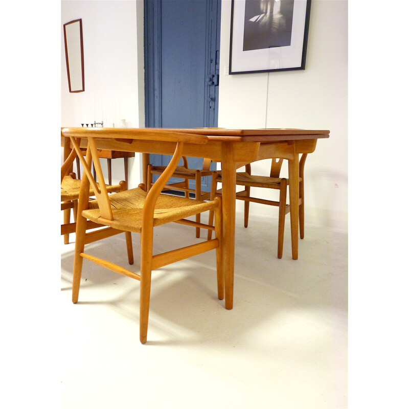 Set of table and 4 chairs Andreas Tuck in teck, Hans J. WEGNER - 1950s 