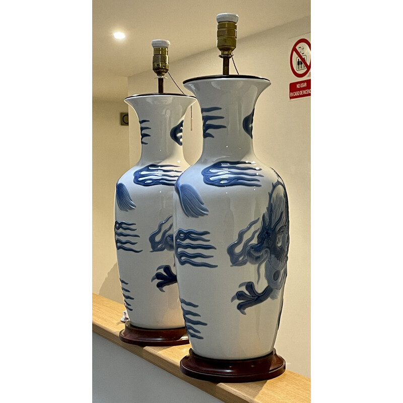 Pair of vintage Lladro vases lamps