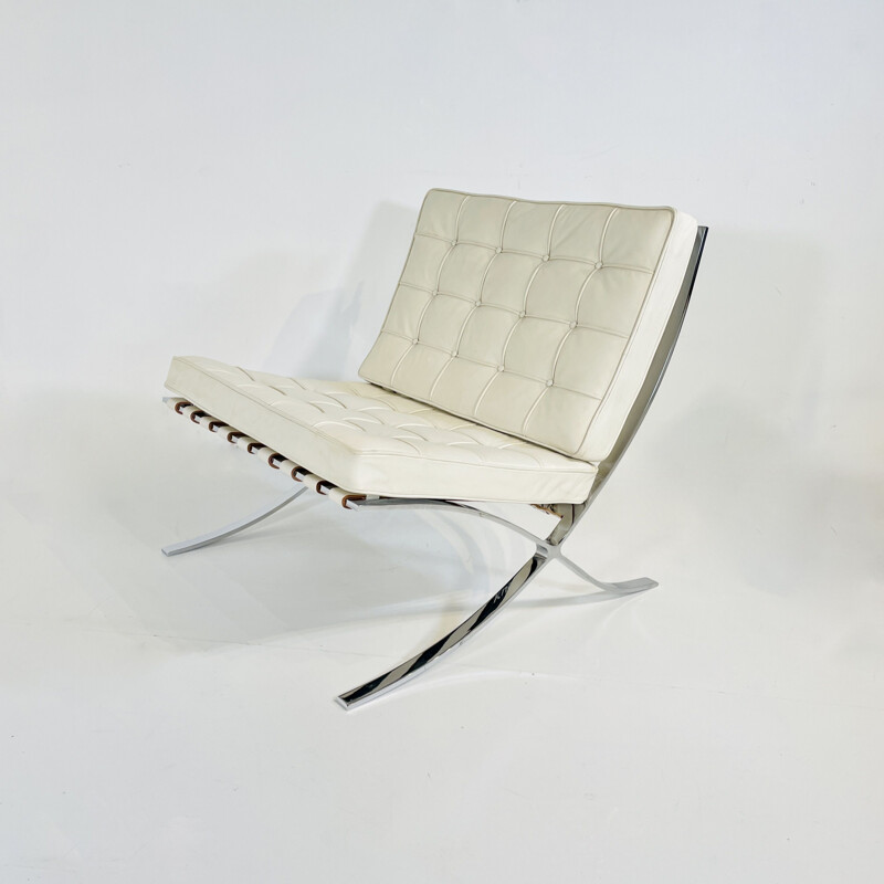 Vintage armchair by Ludwing Mies van der Rohe for Knoll, 1980