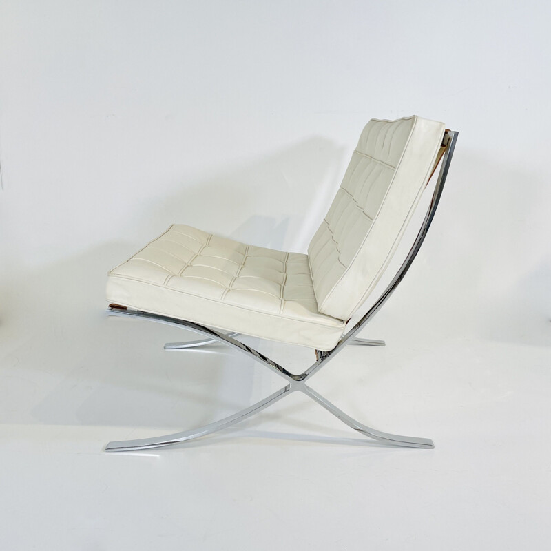 Vintage armchair by Ludwing Mies van der Rohe for Knoll, 1980